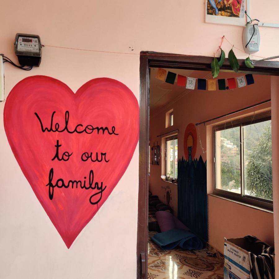 הוסטל רישיקש Tebaar Backpackers מראה חיצוני תמונה